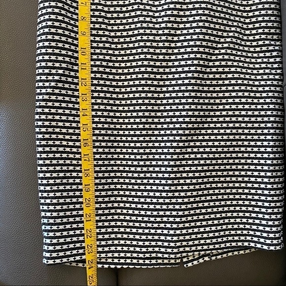 Merona Black and white Midi Skirt Size 6 - Picture 8 of 8